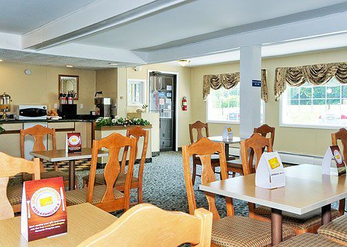 קולדווטר Rodeway Inn מראה חיצוני תמונה
